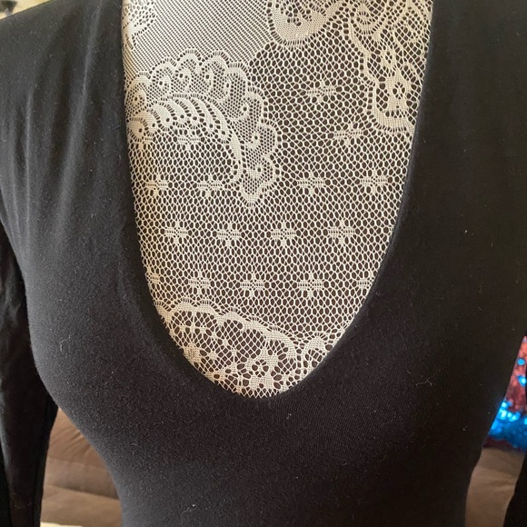 COMPRESSION SHINE V-NECK BODYSUIT 🥰 - Picture 6 of 16